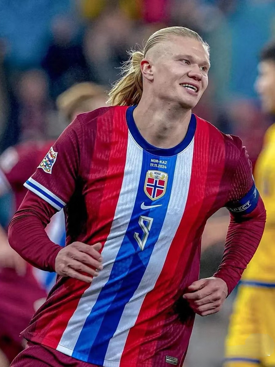 开云体育-哈兰德在拜仁比赛中高光表现，出色防守引发热议！-开云体育